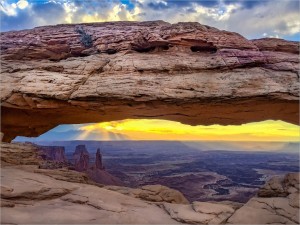 Mesa Arch at Canyonlands Utah-2018-36